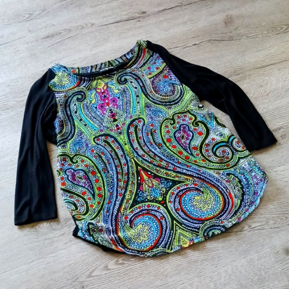 Cha Cha Vente PM petite medium bright Paisley Top